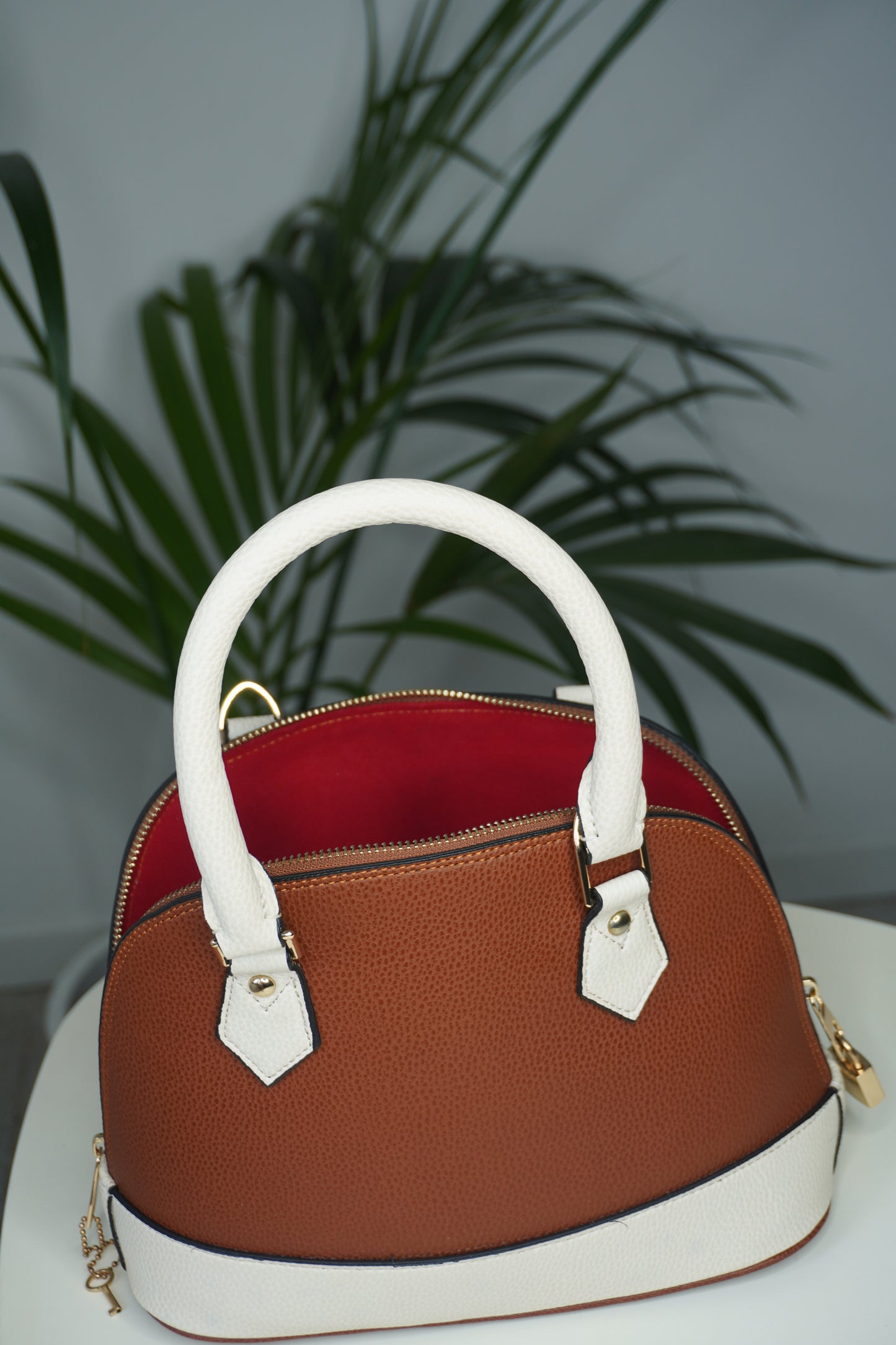 BORSA KHALI WHITE & BROWN